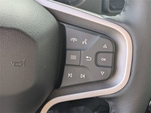 New 2025 Ford Bronco Big Bend w/ Black Diamond Package image 17