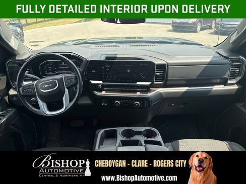 Used 2024 GMC Sierra 1500 SLE AWD/4WD image 3