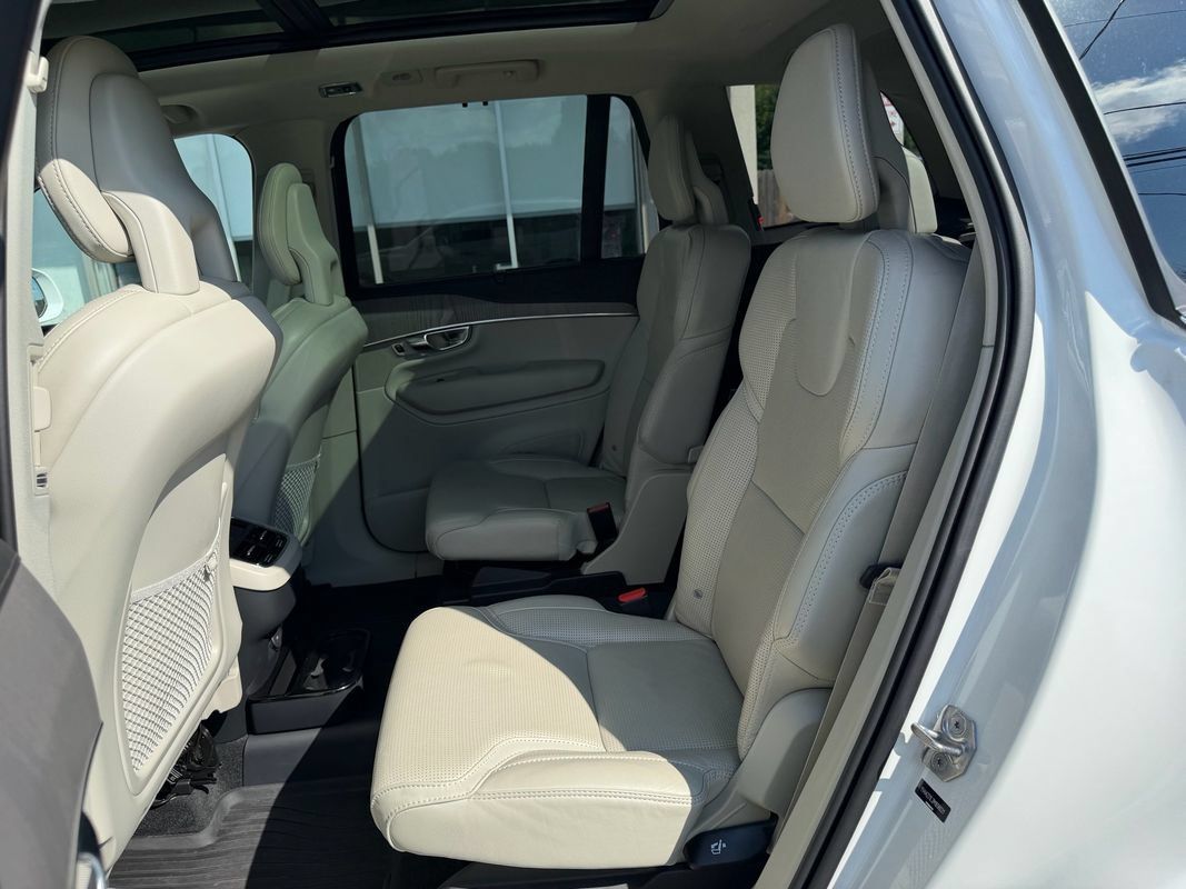 Used 2021 Volvo XC90 T6 Inscription w/ Advanced Package AWD/4WD image 39