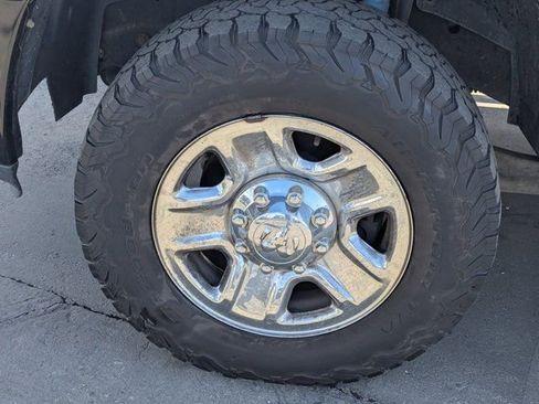 Used 2015 RAM 3500 Tradesman w/ Chrome Appearance Group AWD/4WD image 14