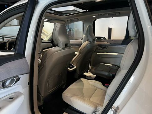 Used 2024 Volvo XC90 B6 Ultimate AWD/4WD image 23