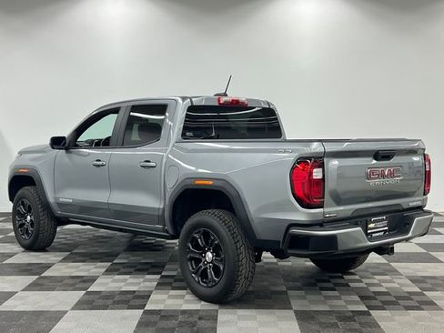 Used 2024 GMC Canyon Elevation w/ Trailering Package AWD/4WD image 6