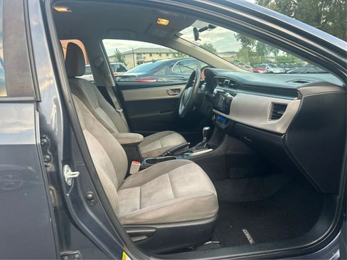 Used 2015 Toyota Corolla LE image 22