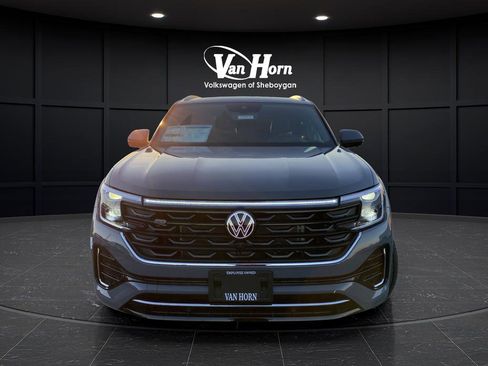 New 2026 Volkswagen Atlas Cross Sport SEL Premium R-Line AWD/4WD image 11