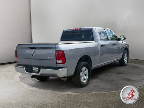 Used 2023 RAM 1500 Classic SLT w/ Trailer Tow Group AWD/4WD image 7