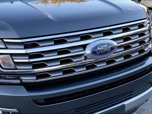 Used 2021 Ford Expedition Max Limited RWD image 29