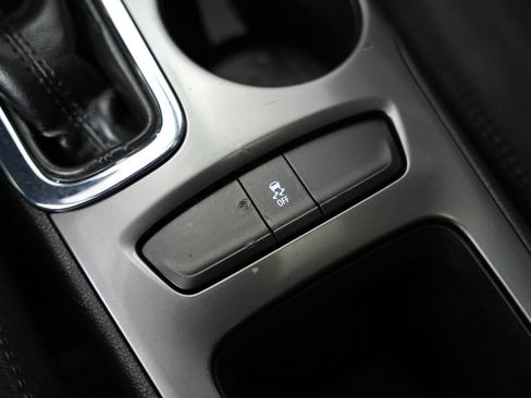 Used 2018 Chevrolet Cruze LT w/ Sun And Sound Package FWD image 29