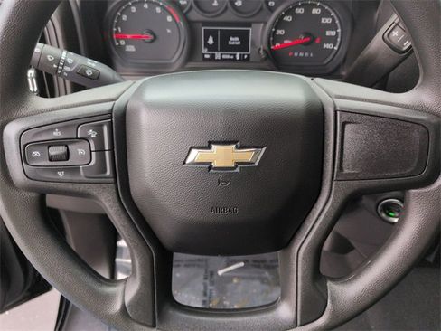 Used 2025 Chevrolet Silverado 2500 Custom w/ Custom Convenience Package image 11
