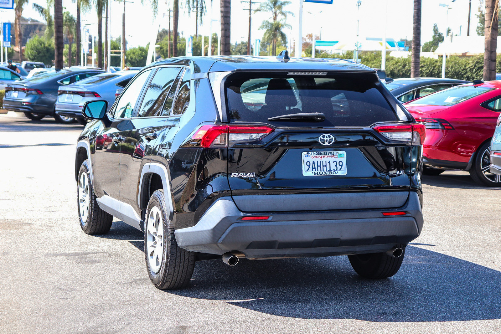 Used 2022 Toyota RAV4 LE FWD image 13