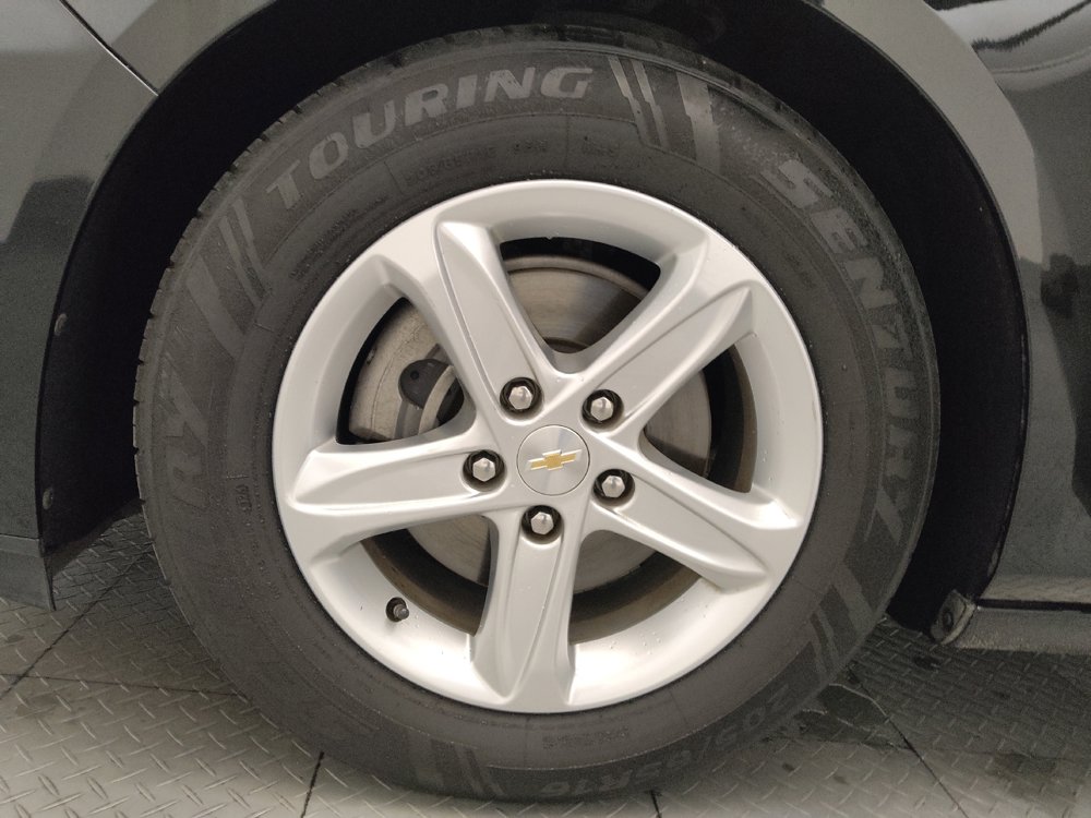 Used 2023 Chevrolet Malibu LS FWD image 31