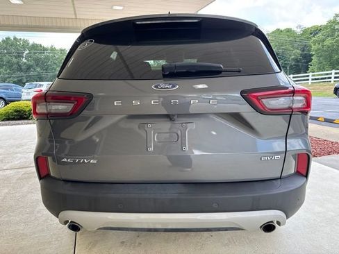 Used 2023 Ford Escape Active w/ Tech Pack #1 AWD/4WD image 5