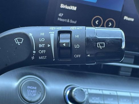 Used 2025 Hyundai Kona SE FWD image 24