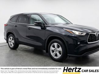 Used 2025 Toyota Highlander LE video 1