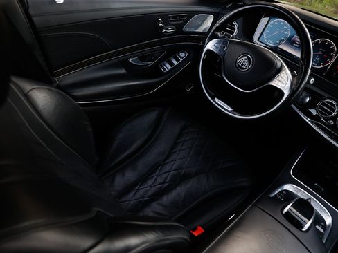 Used 2017 Mercedes-Benz Maybach S 550 4MATIC image 22