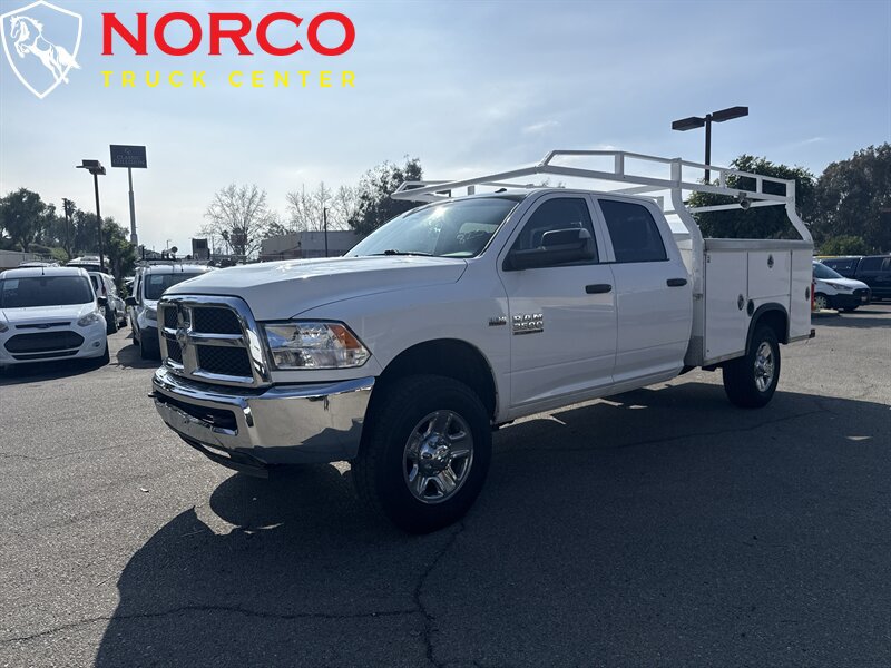 Used 2018 RAM 3500 Tradesman w/ Chrome Appearance Group AWD/4WD image 4
