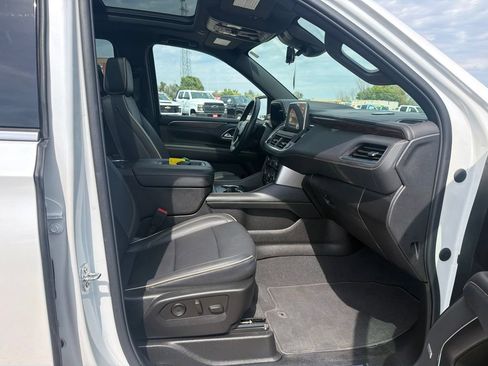 Certified 2023 Chevrolet Suburban Premier w/ Advanced Technology Package AWD/4WD image 39