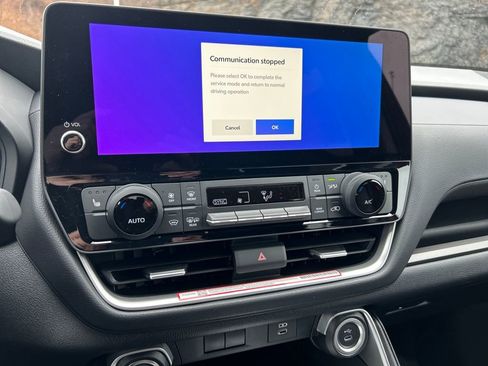 New 2026 Toyota Grand Highlander XLE image 12