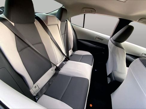 Used 2026 Toyota Corolla LE FWD image 19
