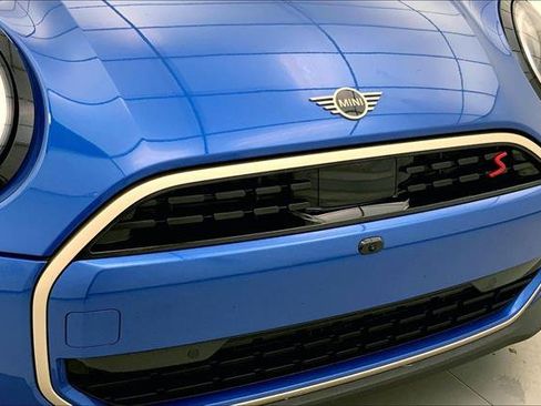 Certified 2025 MINI Cooper S image 29