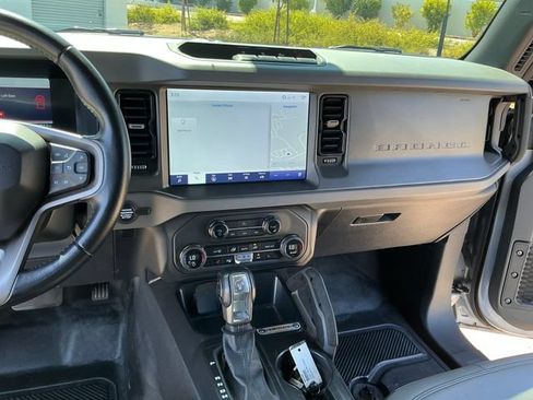 Used 2024 Ford Bronco Big Bend AWD/4WD image 17