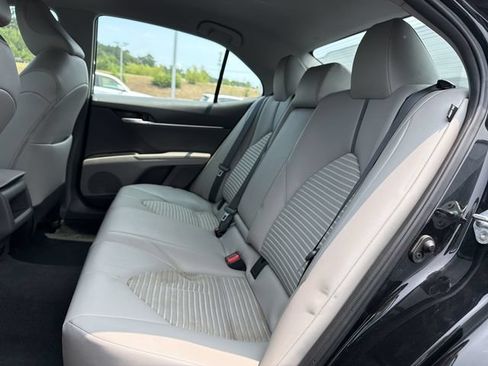Used 2024 Toyota Camry SE w/ Convenience Package FWD image 27