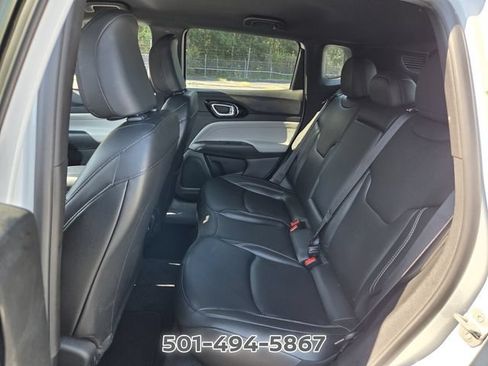 Used 2026 Jeep Compass Limited AWD/4WD image 10