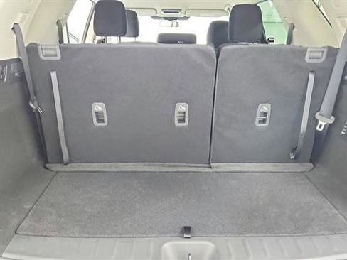 New 2025 Nissan Pathfinder SV image 10