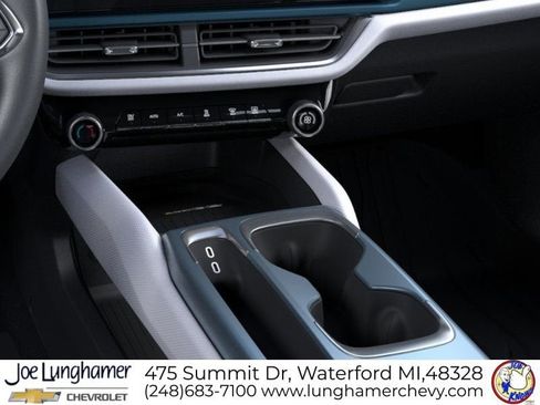 New 2026 Chevrolet Equinox EV LT FWD image 24