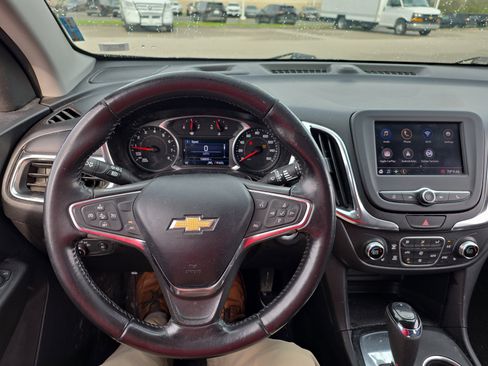 Used 2020 Chevrolet Equinox LT image 14