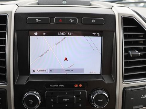 Used 2019 Ford F250 Lariat w/ Lariat Ultimate Package image 19