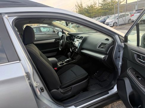 Used 2019 Subaru Outback 2.5i Premium image 29