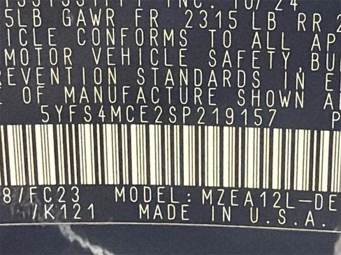 Used 2025 Toyota Corolla SE image 31