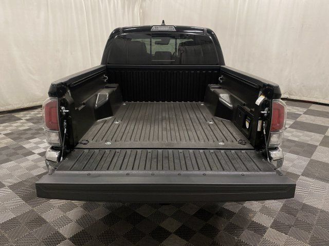 Used 2023 Toyota Tacoma TRD Off-Road AWD/4WD image 19