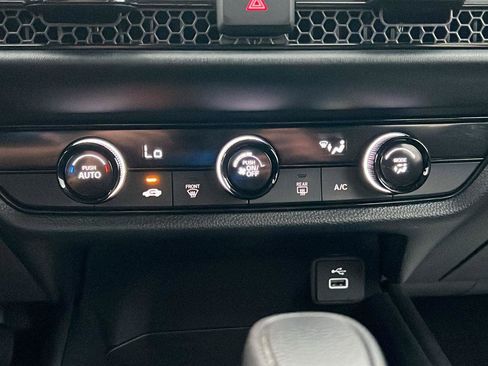 Certified 2024 Honda HR-V LX image 25