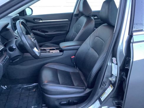 Used 2023 Nissan Altima 2.5 SL image 11