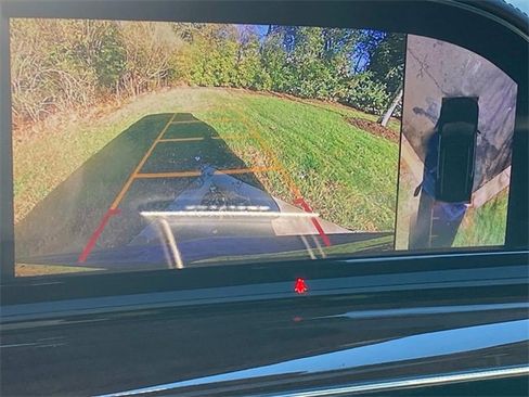 Used 2021 Cadillac Escalade Premium Luxury Platinum image 27