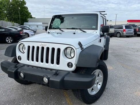 Used 2015 Jeep Wrangler Unlimited Sport w/ Quick Order Package 24S AWD/4WD image 1