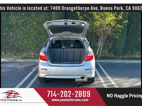 Used 2010 Toyota Matrix S image 15