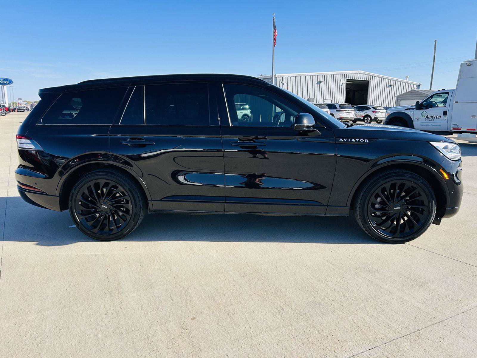 Used 2023 Lincoln Aviator Black Label w/ Jet Package AWD/4WD image 48