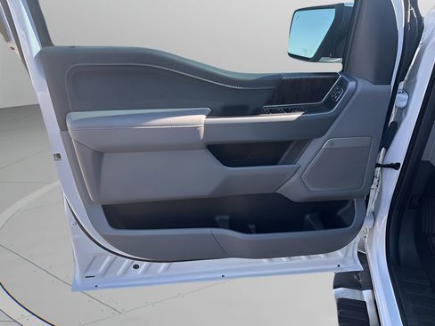 Used 2023 Ford F150 Lariat image 25