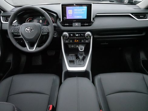 Certified 2025 Toyota RAV4 XLE Premium image 10