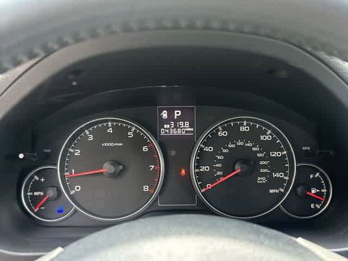 Used 2014 Subaru Outback 2.5i Premium AWD/4WD image 6