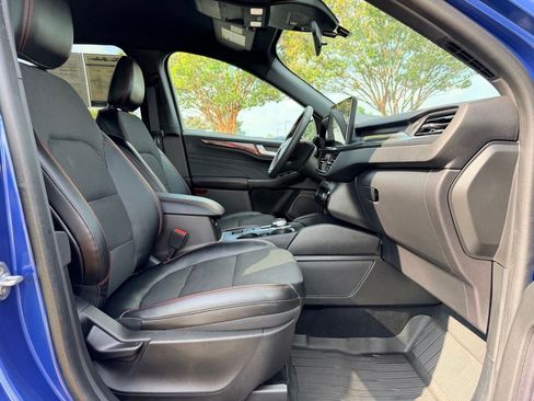 Certified 2023 Ford Escape ST-Line w/ Tech Pack #1 FWD image 11