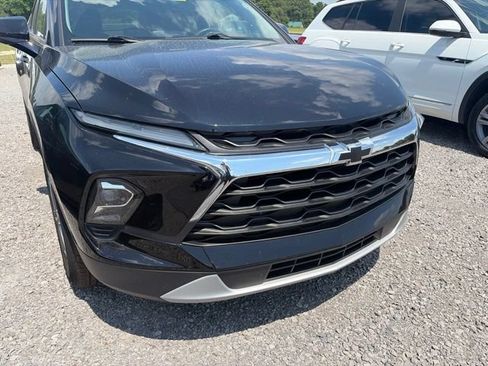 Used 2024 Chevrolet Blazer LT w/ LPO, Floor Liner Package FWD image 2