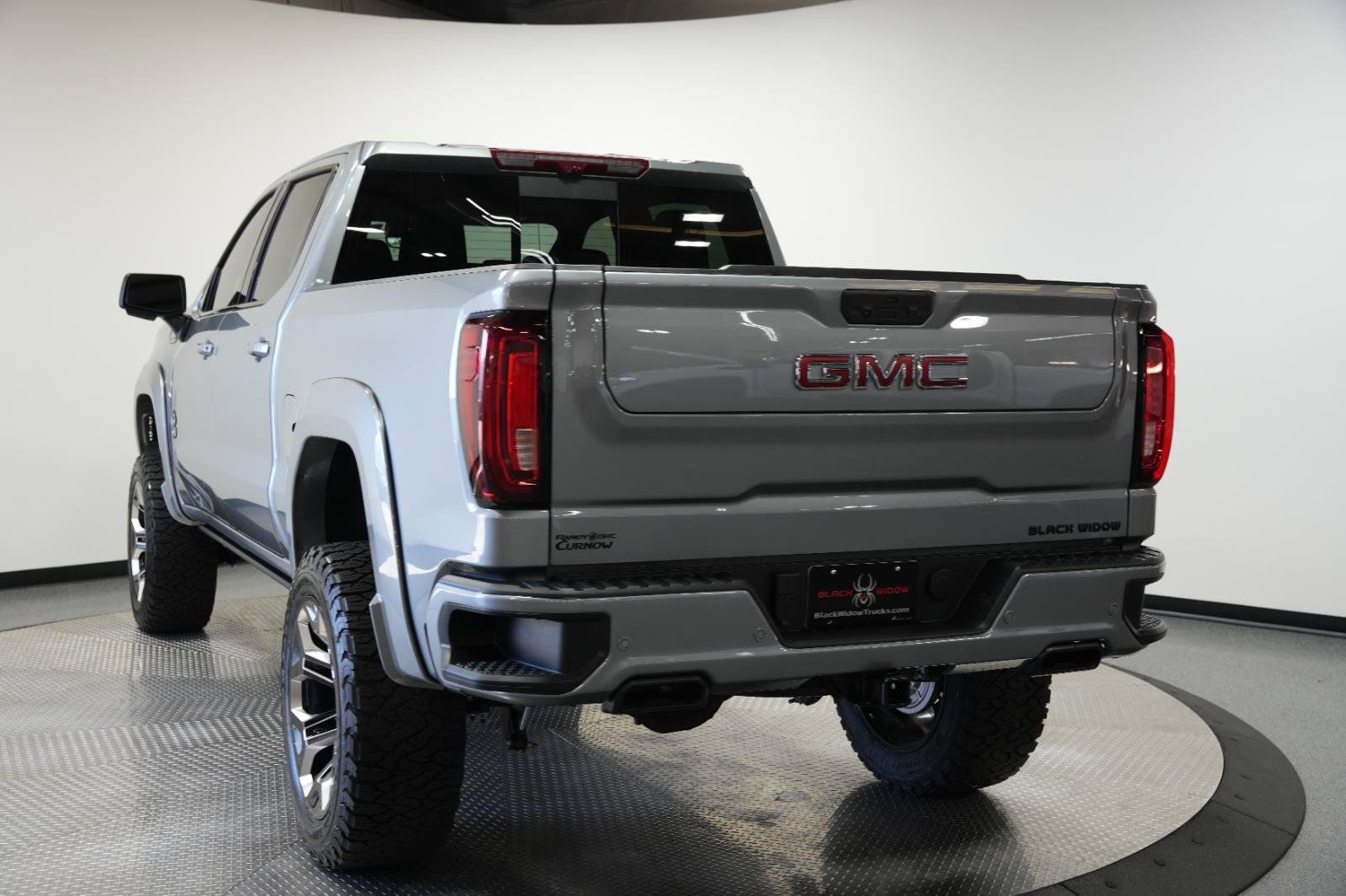 New 2026 GMC Sierra 1500 AT4 w/ AT4 Premium Package AWD/4WD image 8