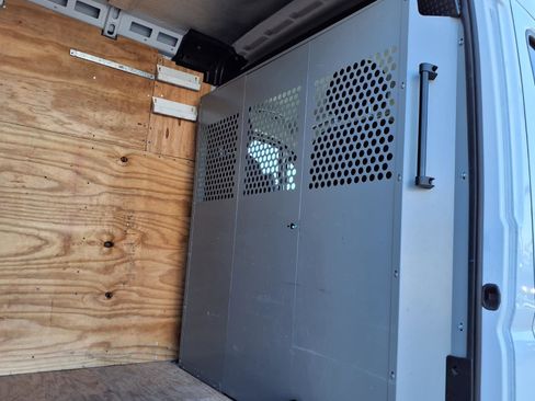 Used 2025 RAM ProMaster 2500 FWD image 20