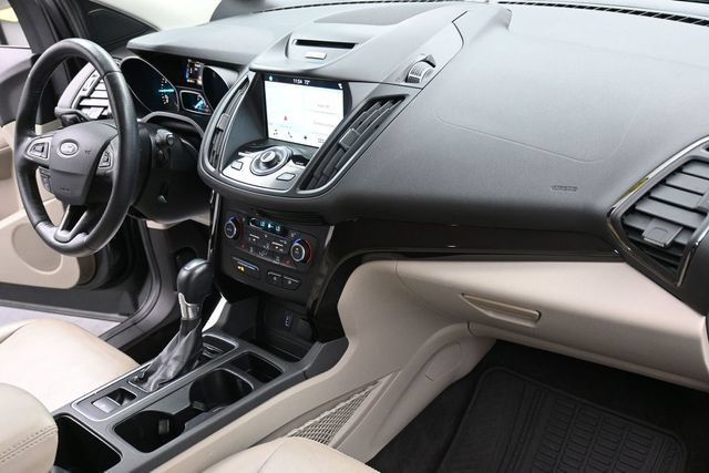Used 2017 Ford Escape Titanium FWD image 32