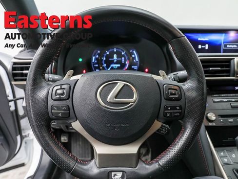 Used 2018 Lexus IS 300 AWD image 10