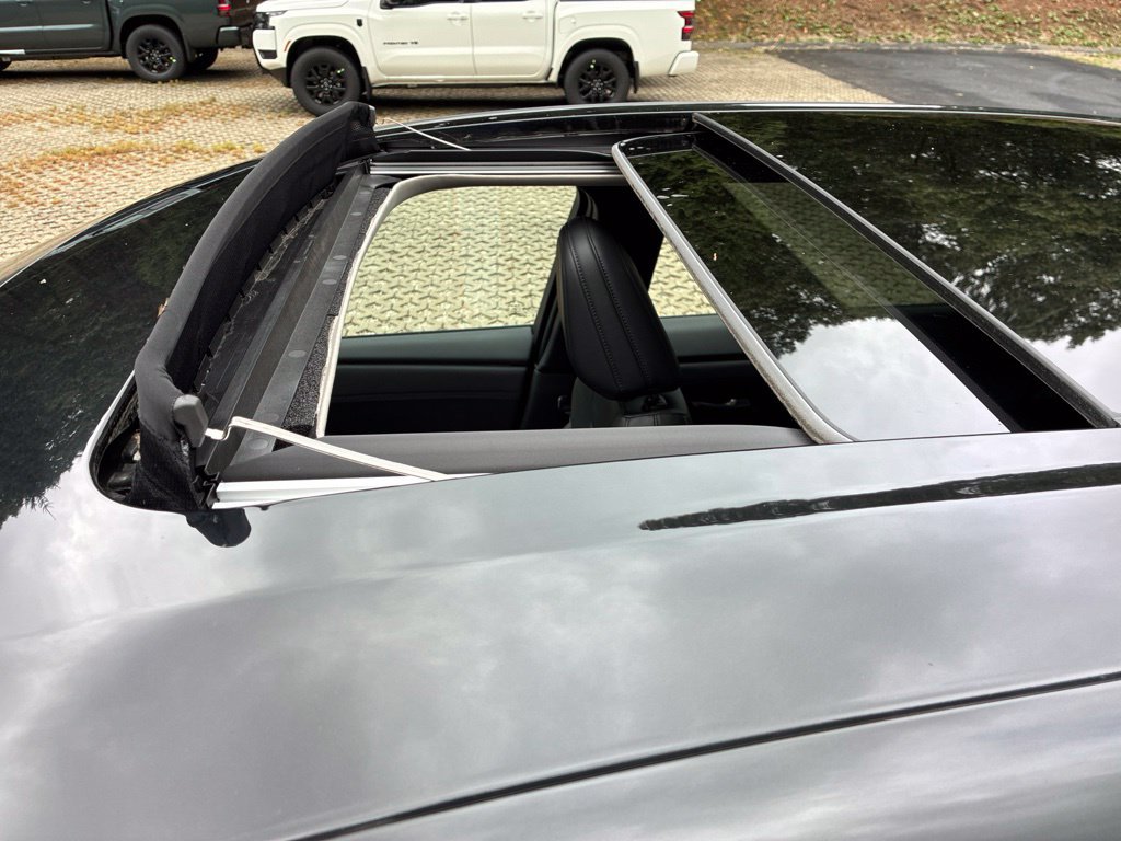 Certified 2024 Nissan Ariya AWD image 22