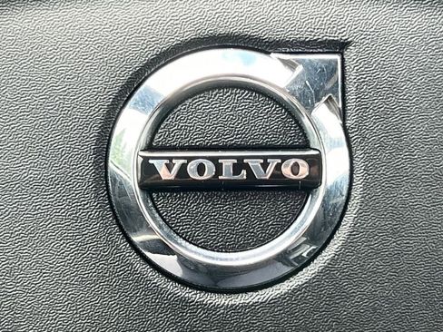 Used 2023 Volvo XC40 Recharge Ultimate AWD/4WD image 44
